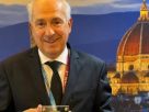 Premiaron a un oftalmólogo argentino